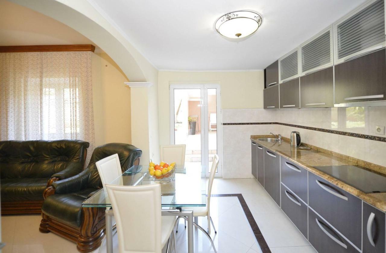 Sunshine Of Montenegro - Family Oasis โกตอร์ ภายนอก รูปภาพ